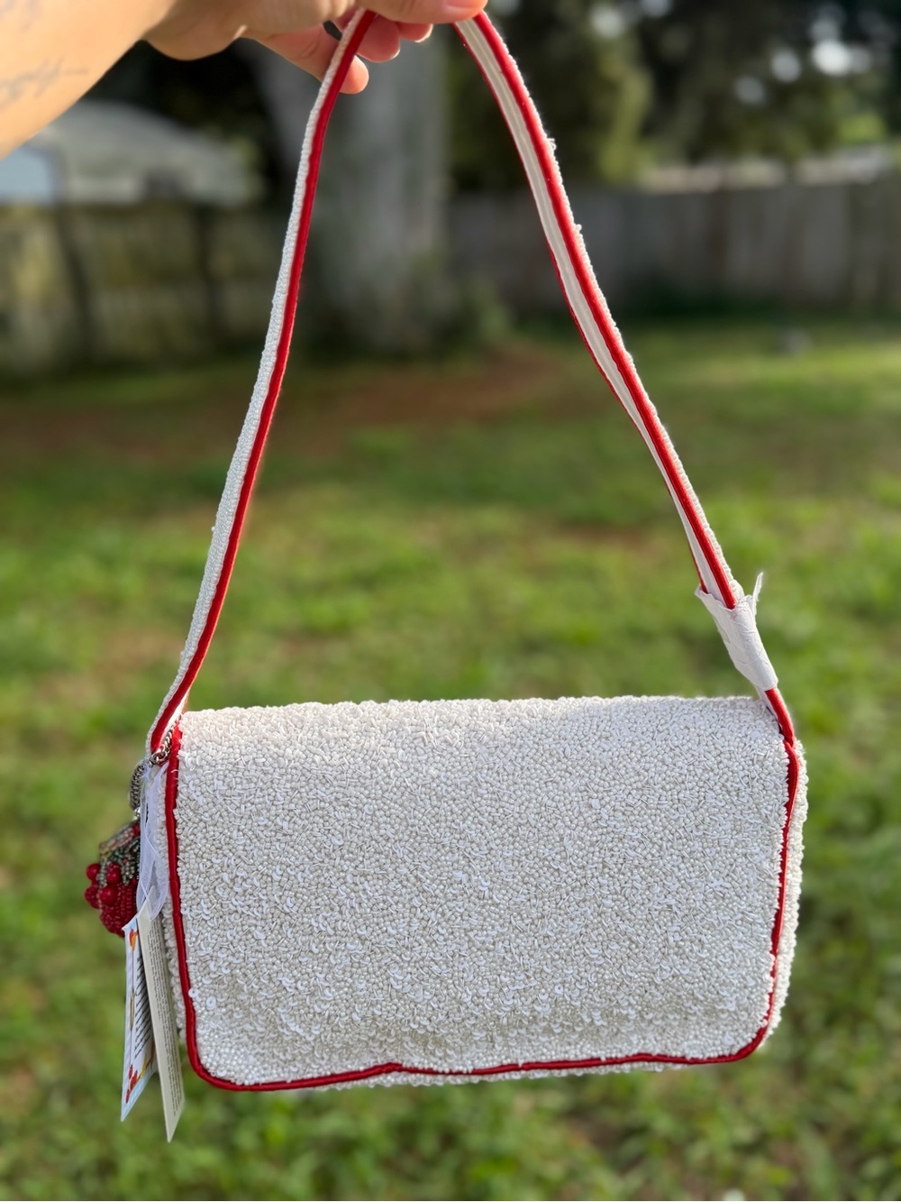 Viral Beaded White and Red Tomato Motif Shoulder Bag - Picture 3 of 3